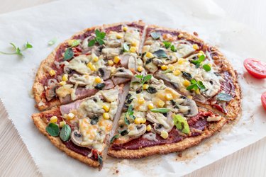 Jednoduchá fitness pizza z tvarohu a ovsených vločiek